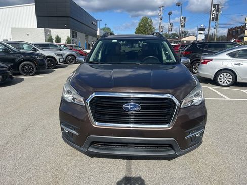 Used 2019 Subaru Ascent Touring AWD/4WD image 2