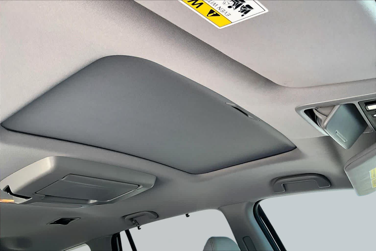 Used 2019 Honda Pilot Touring image 13