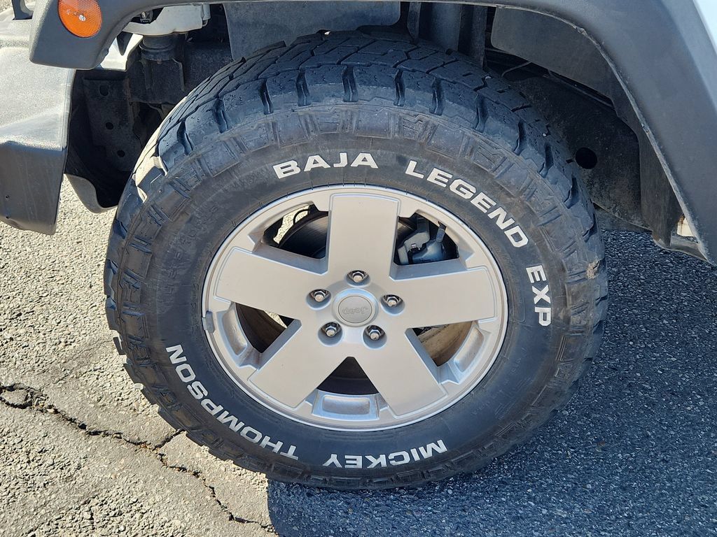 Used 2014 Jeep Wrangler Sport AWD/4WD image 6