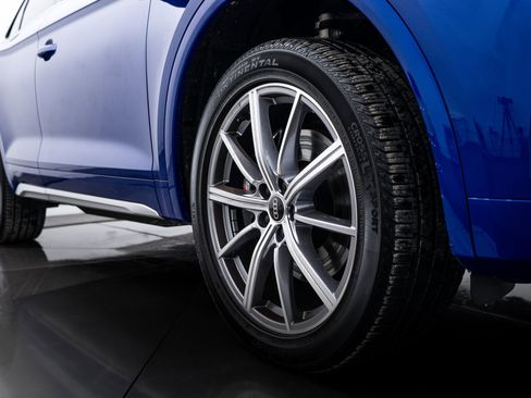 Certified 2024 Audi SQ5 Premium w/ Convenience Package image 24