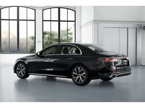 New 2026 Mercedes-Benz E 450 4MATIC Sedan image 32