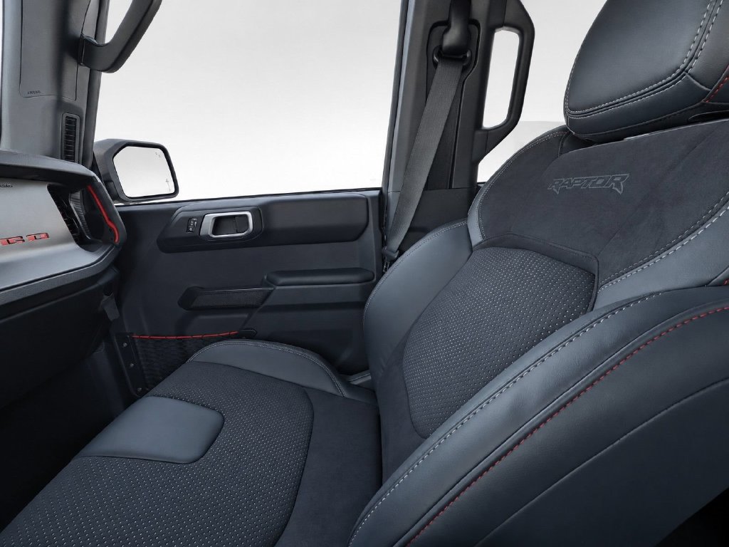 New 2026 Ford Bronco Raptor w/ Interior Carbon Fiber Pack AWD/4WD image 16