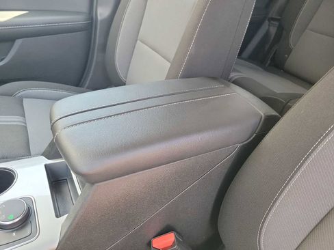 Used 2025 Chevrolet Blazer LT AWD/4WD image 20