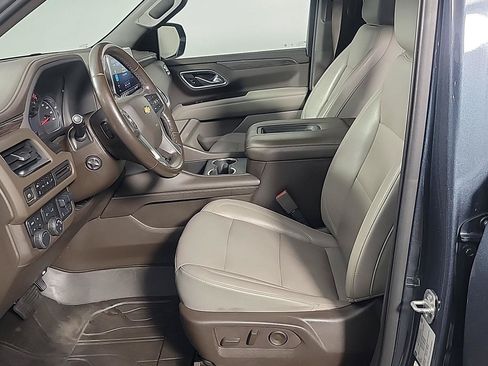 Used 2021 Chevrolet Suburban LT w/ LT Signature Package AWD/4WD image 22