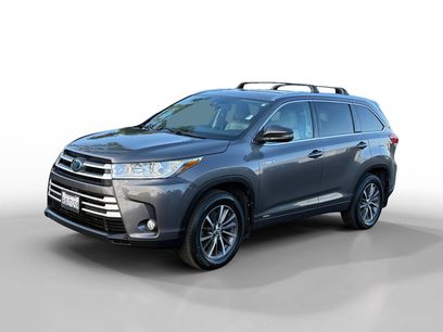 Used 2017 Toyota Highlander XLE