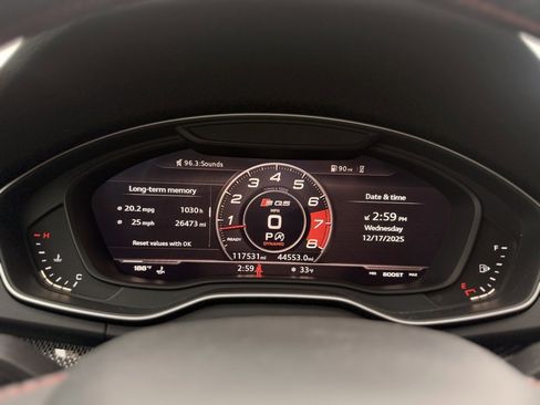 Used 2018 Audi SQ5 Prestige w/ Prestige Package image 24