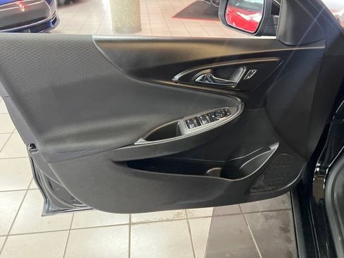 Used 2018 Chevrolet Malibu LT image 20