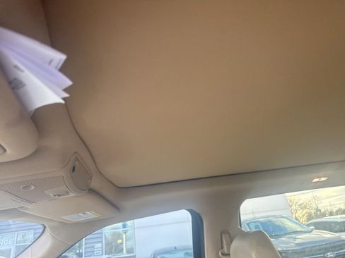 Used 2017 Ford F150 Lariat w/ Equipment Group 502A Luxury image 19