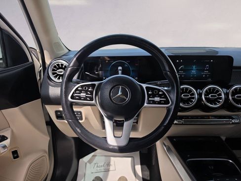 Used 2020 Mercedes-Benz GLB 250 image 12