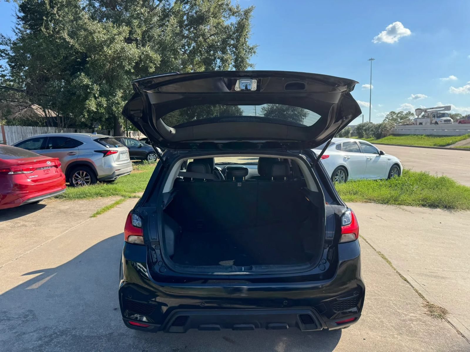 Used 2022 Mitsubishi Outlander Sport SE AWD/4WD image 25