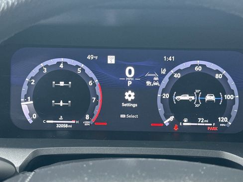 Used 2024 Toyota Tacoma TRD Off-Road image 24