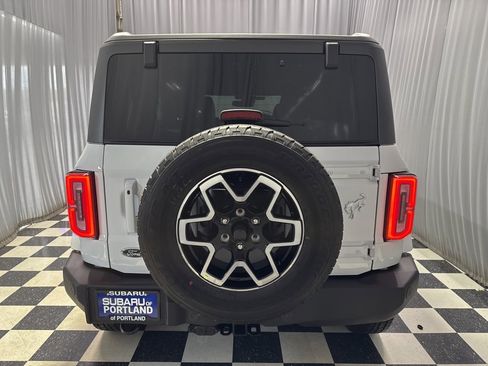 Used 2025 Ford Bronco Outer Banks image 5