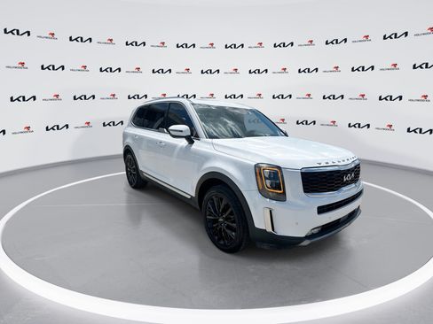 Certified 2022 Kia Telluride SX w/ Towing Package FWD image 2