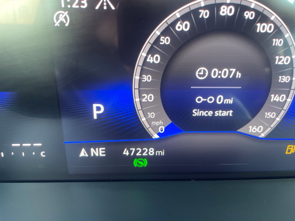 Used 2025 Volkswagen Jetta SE FWD image 27