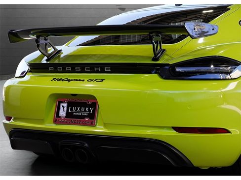 Used 2018 Porsche 718 Cayman GTS image 16