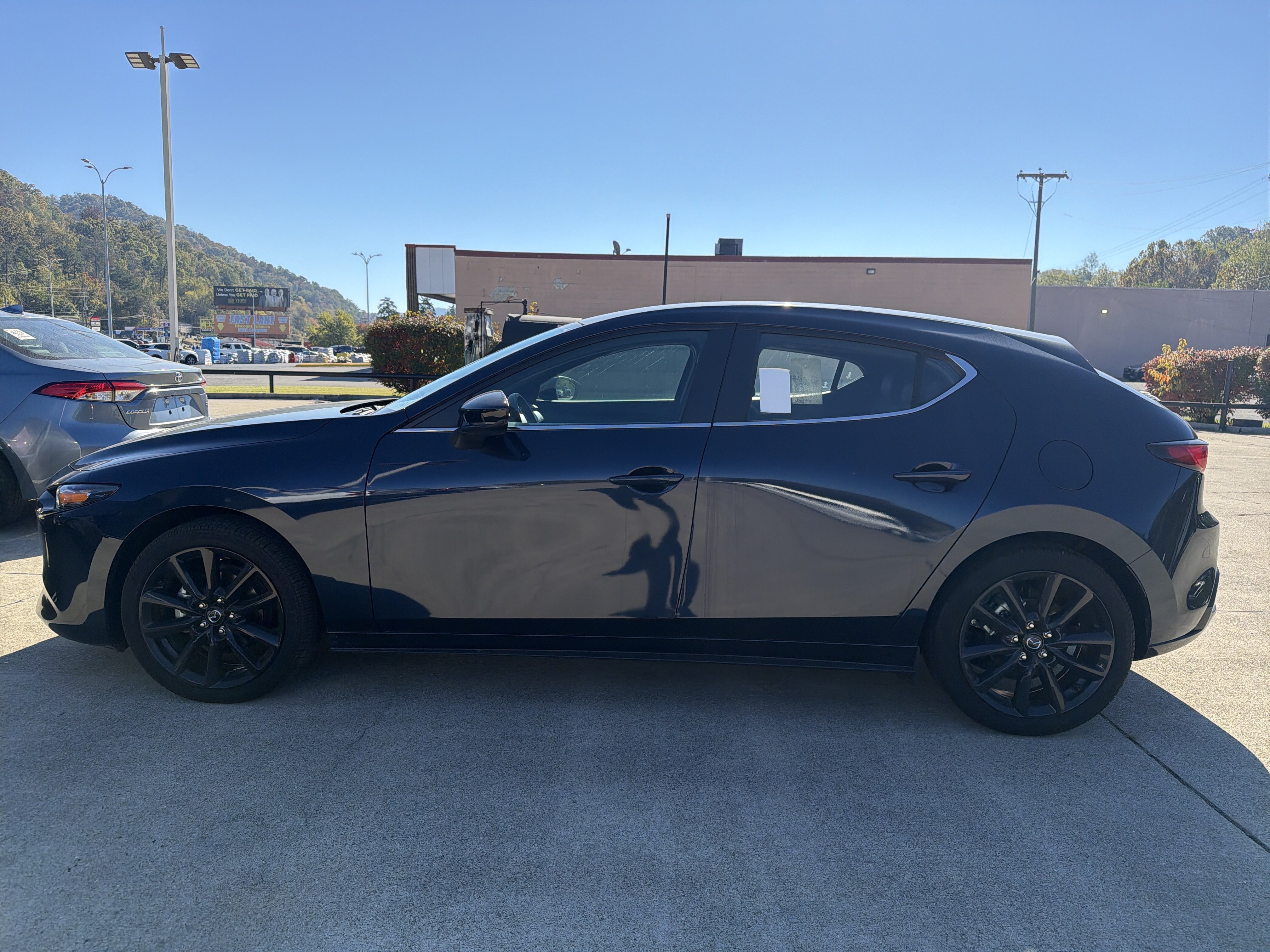 Used 2026 MAZDA MAZDA3 s Sport FWD image 4