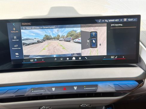 Used 2025 BMW X3 xDrive30i w/ Premium Package image 32