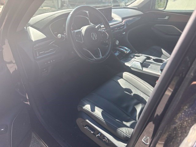 Used 2022 Acura MDX w/ Technology Package AWD/4WD image 16