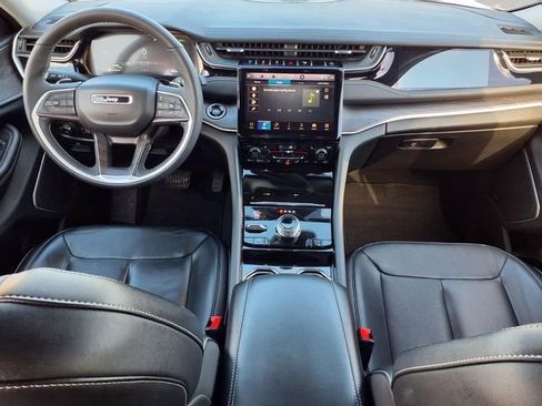 Used 2023 Jeep Grand Cherokee 4xe image 11