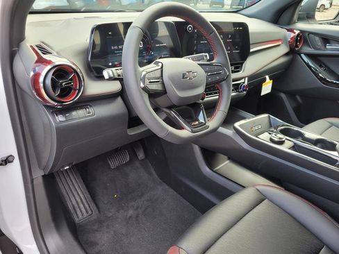 New 2026 Chevrolet Equinox RS AWD/4WD image 11