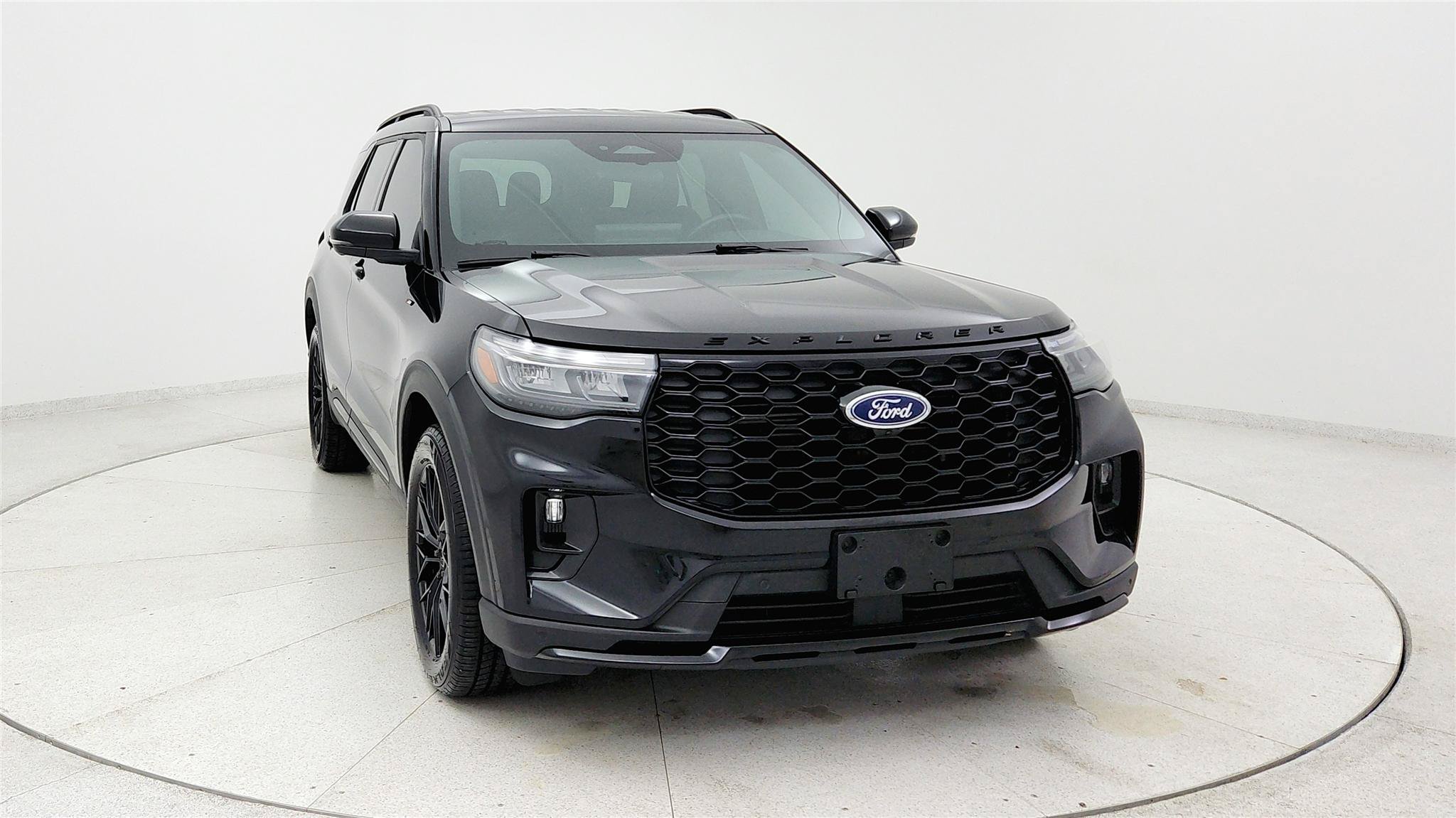 Used 2025 Ford Explorer ST-Line AWD/4WD image 8