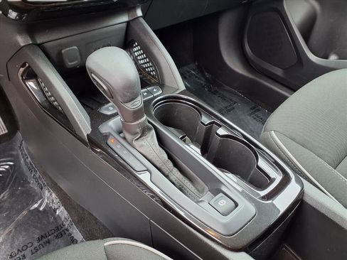 Used 2025 Chevrolet TrailBlazer LT image 9