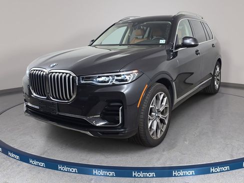 Used 2022 BMW X7 xDrive40i w/ Premium Package AWD/4WD image 1