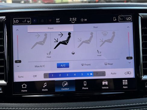 New 2026 Chrysler Pacifica Select image 23