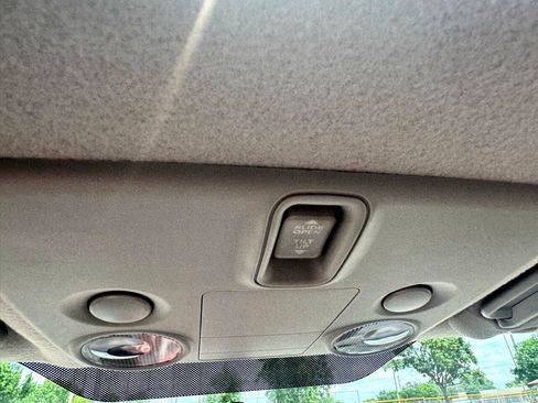 Used 2011 Suzuki Grand Vitara Limited image 21