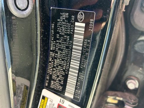 Used 2025 Toyota Camry LE image 10