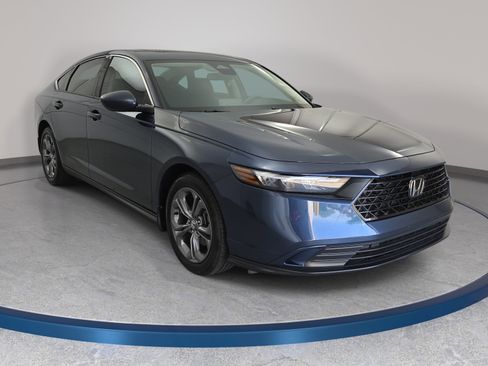 Used 2024 Honda Accord EX image 3