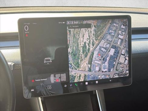 Used 2018 Tesla Model 3 Long Range RWD image 12