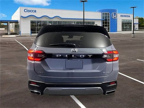 New 2026 Honda Pilot Elite image 4