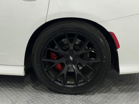 Used 2019 Dodge Charger Scat Pack w/ Dynamics Package image 37