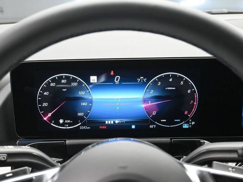 New 2026 Mercedes-Benz GLA 250 4MATIC image 9