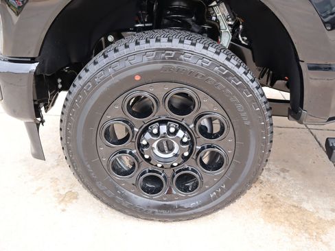 New 2026 Ford F350 Lariat w/ Black Appearance Package image 20
