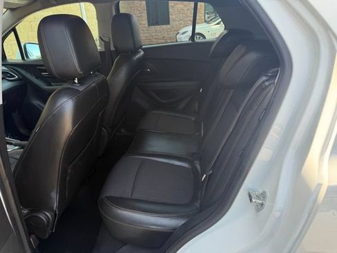 Used 2018 Chevrolet Trax LT w/ LT Convenience Package AWD/4WD image 7