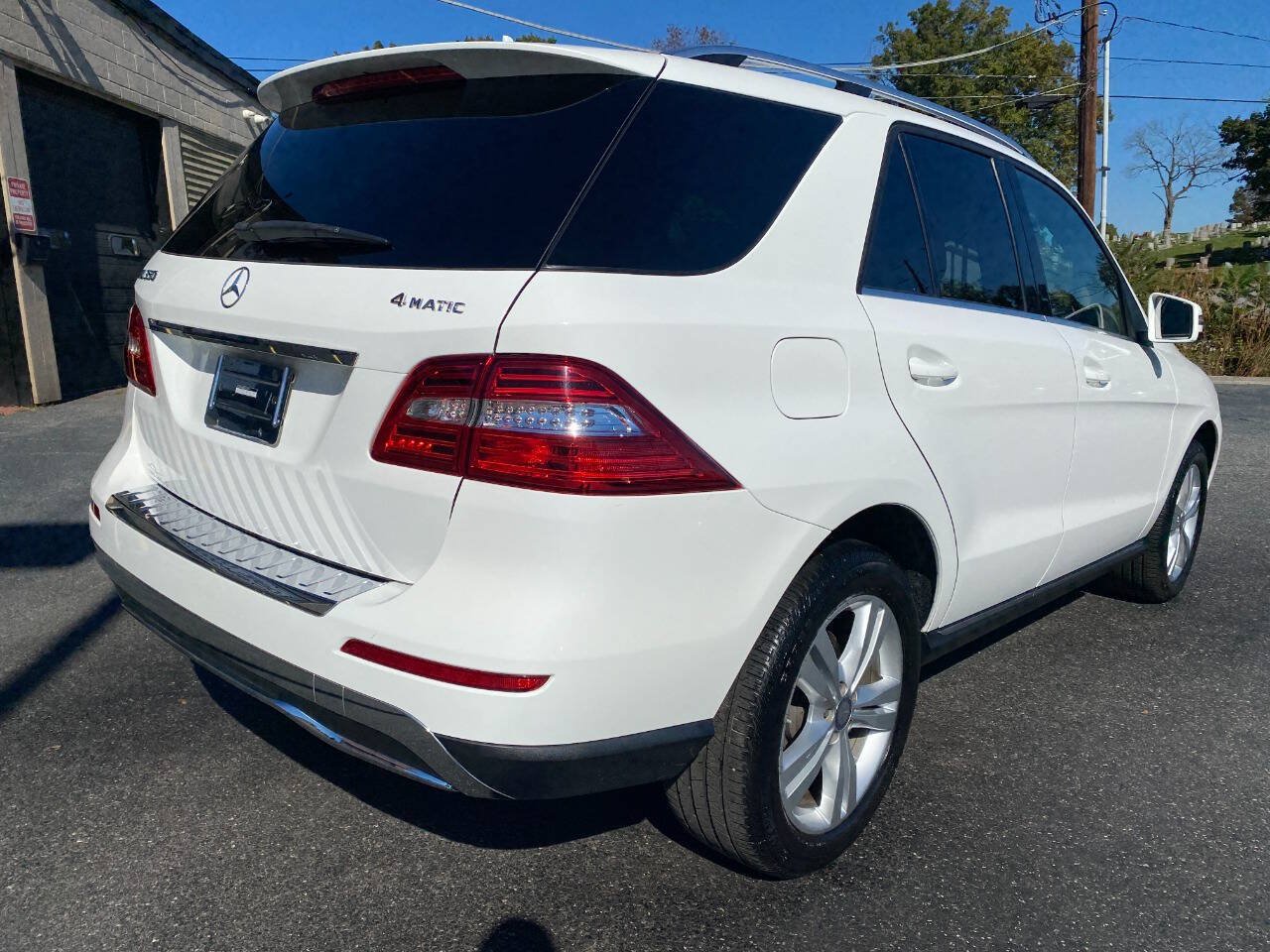 Used 2015 Mercedes-Benz ML 350 4MATIC image 3