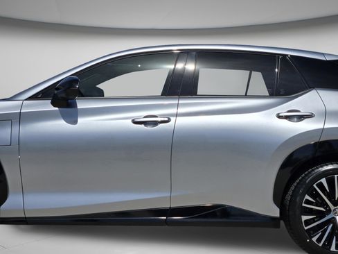 Certified 2023 Lexus RZ 450e Premium w/ Technology Package image 35