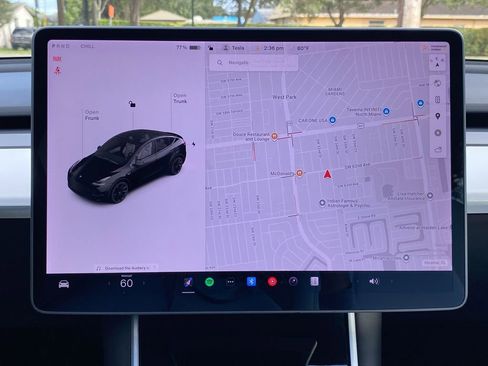 Used 2021 Tesla Model Y Long Range image 14