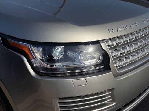Used 2017 Land Rover Range Rover HSE AWD/4WD image 6