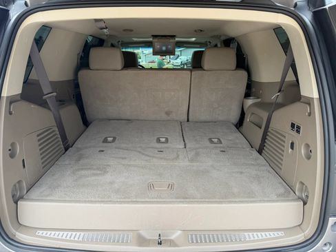 Used 2018 Chevrolet Tahoe LT AWD/4WD image 44