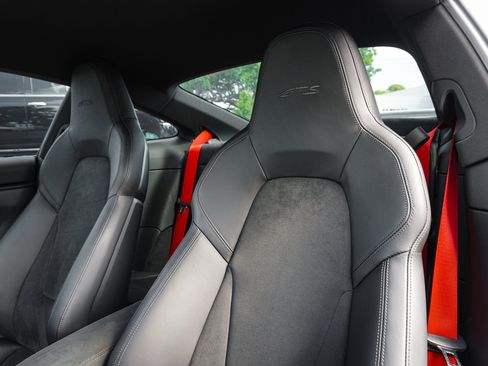 Used 2023 Porsche 911 Carrera GTS w/ Premium Package RWD image 16