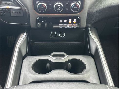 Used 2022 RAM 2500 Big Horn w/ Level B Equipment Group image 18