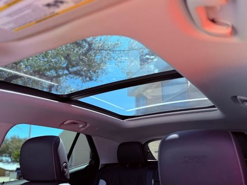 Used 2024 Buick Envision Sport Touring image 27