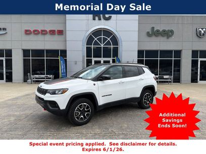 Used 2025 Jeep Compass Trailhawk