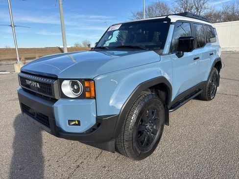 Used 2024 Toyota Land Cruiser image 3