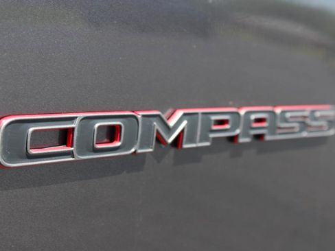 Used 2018 Jeep Compass Trailhawk w/ Safe & Security Group AWD/4WD image 7