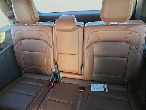 New 2026 Lincoln Navigator Reserve AWD/4WD image 9