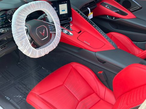 Used 2025 Chevrolet Corvette Z06 w/ Stealth Interior Trim Package RWD image 17